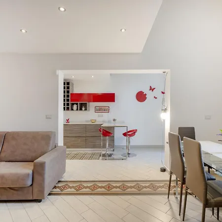 Aparthotel Lemon Tree House