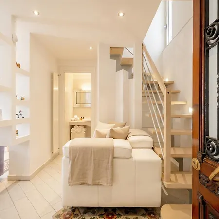 Lemon Tree House Apartmanhotel